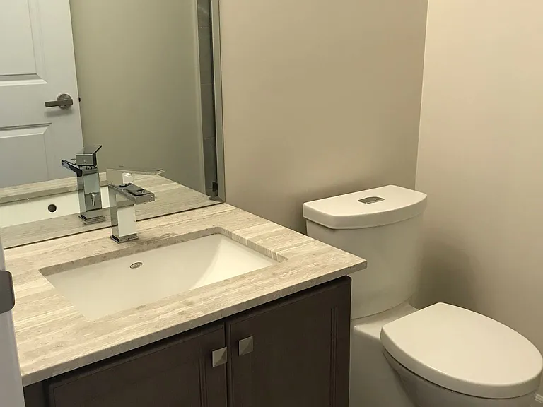 9085 Jane St S #406 — Photo 6