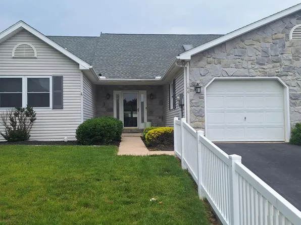 106 Sarah Ct, Lewisberry, PA 17339