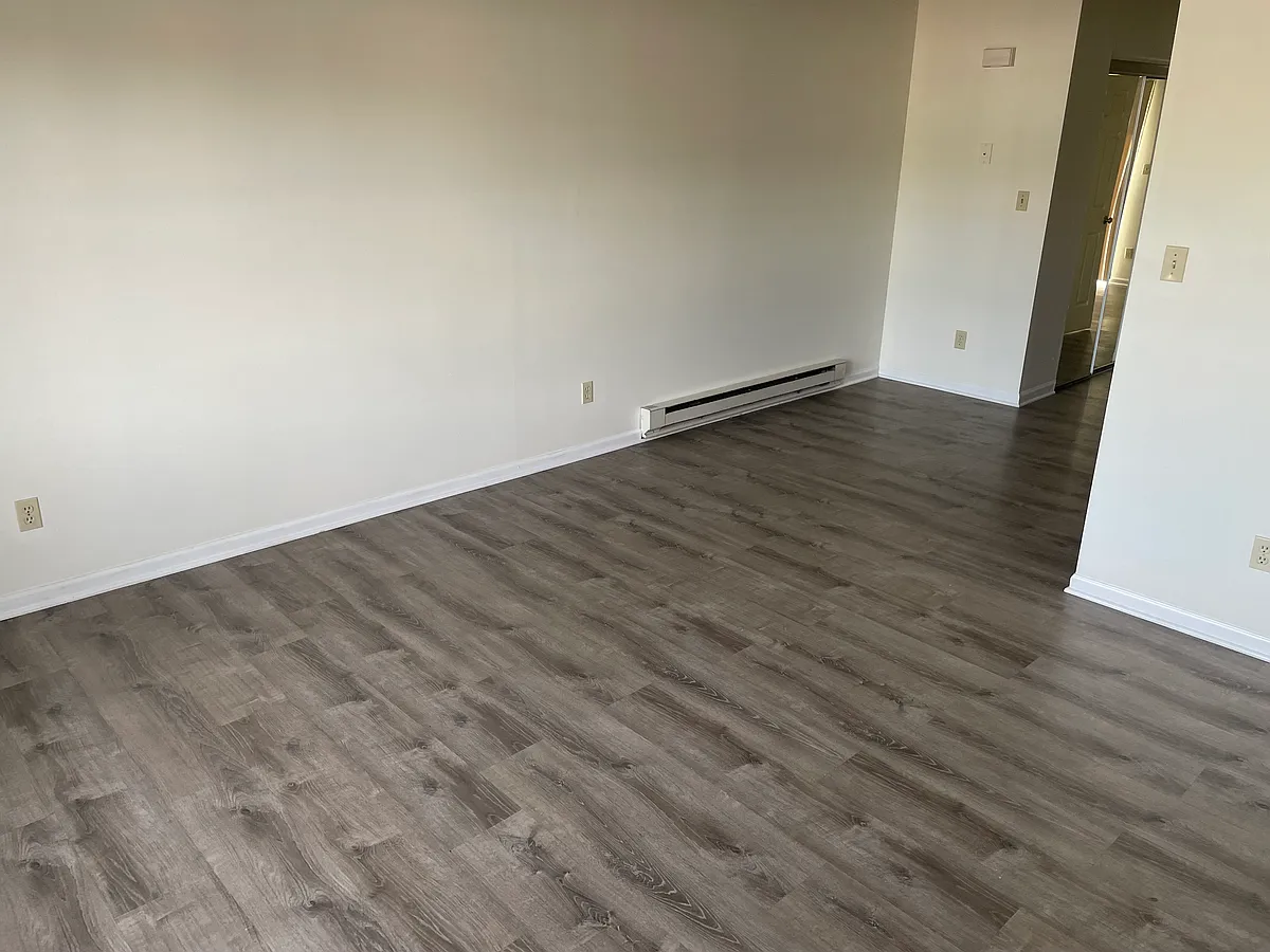 Building Photo - 807 Covey Ln #6