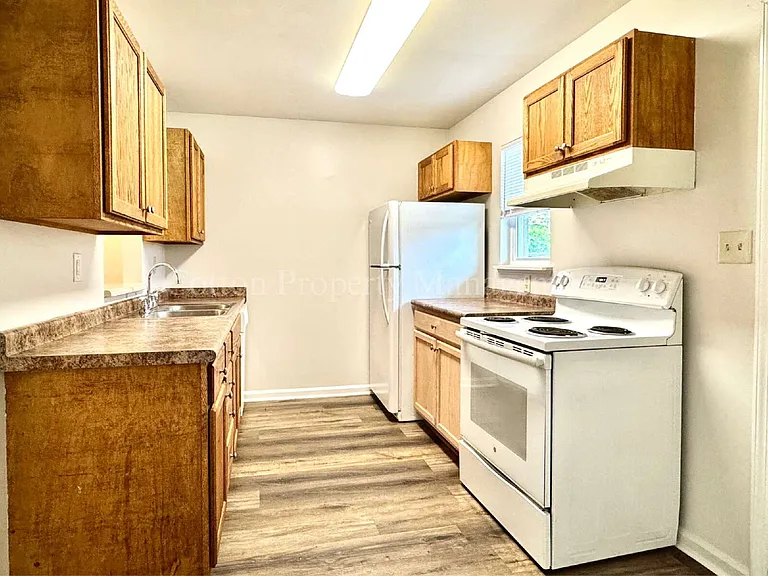 315 S Dudley St #1 — Photo 6