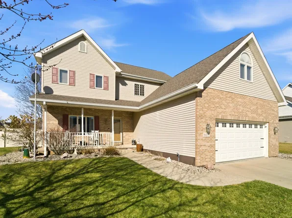 609 Dakota Dr, Lowell, IN 46356