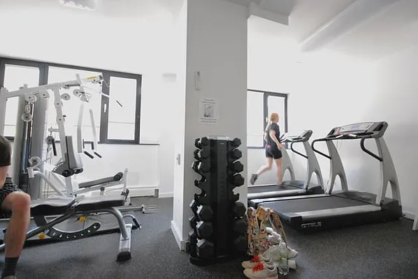 Rented by Bold New York | media 23