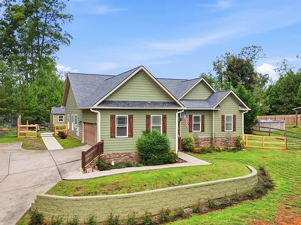 87 Meadow Cir, Ellijay, GA 30540
