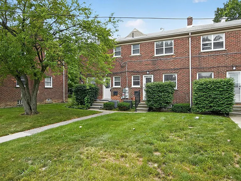 3284 Coolidge Hwy — Photo 35