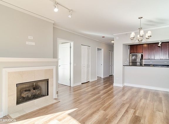 5th image of 200 N Jefferson St APT 1208