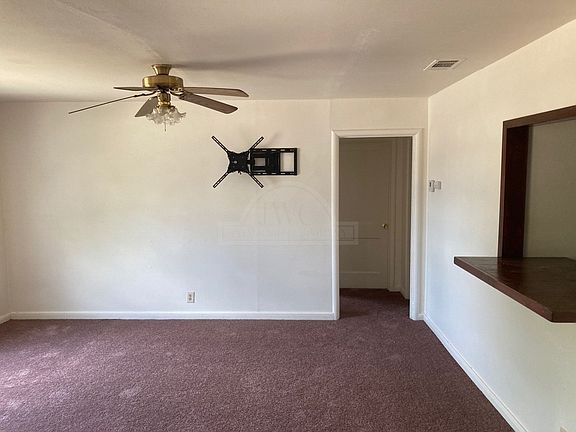 5th image of 1113 Gray Dr