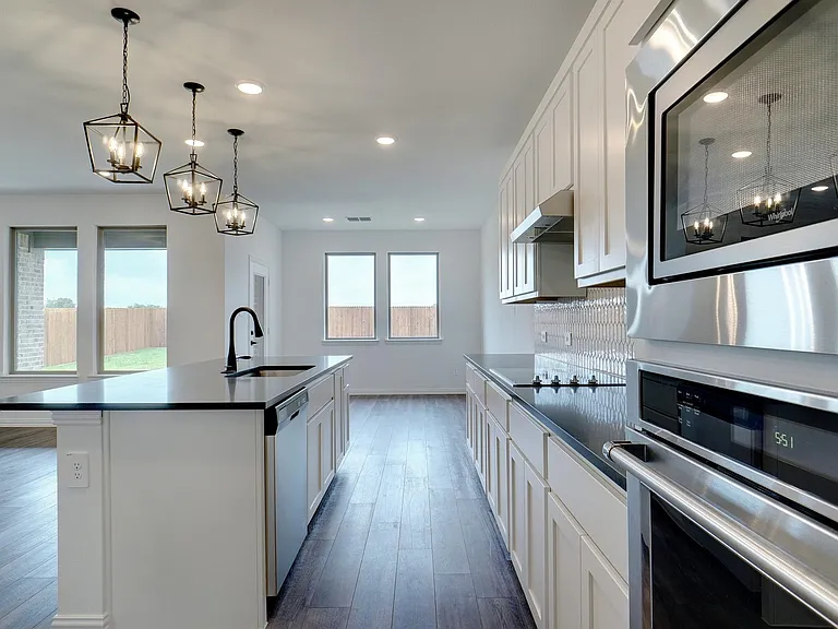 1608 Pine Valley Dr — Photo 11