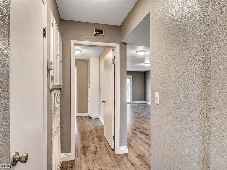 4367 S Mojave Rd — Photo 15
