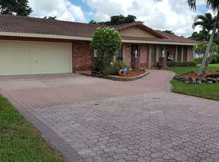 10651 NW 39th St, Coral Springs, FL 33065