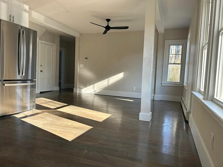 12 Lincoln St #3 — Photo 12