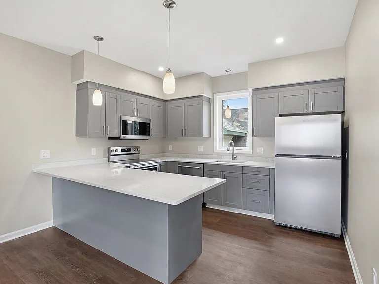 1106 Hawthorne Ave E #1 — Photo 10