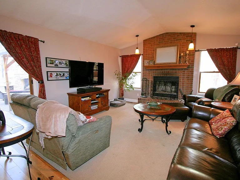 12240 Lazy H Way — Photo 7