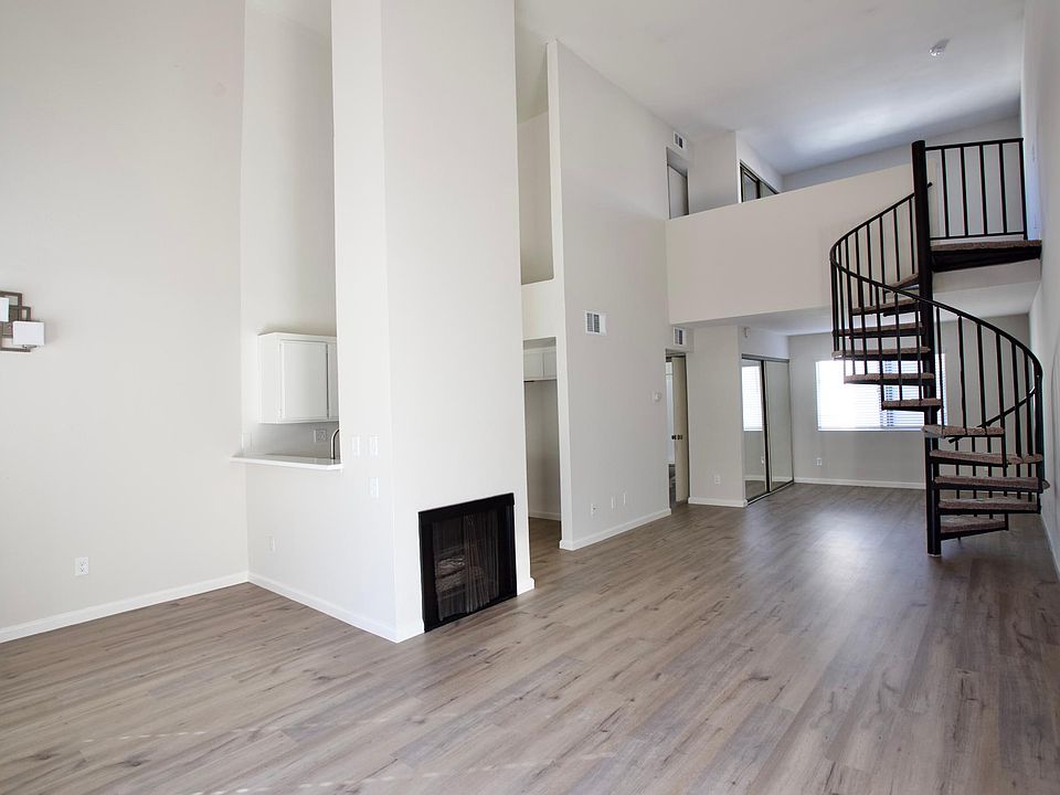 1st image of 4247 Dixie Canyon Ave
