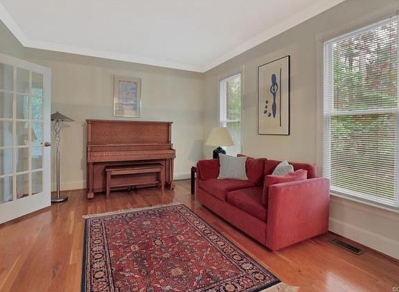 3rd image of 5630 Olde Hartley Way