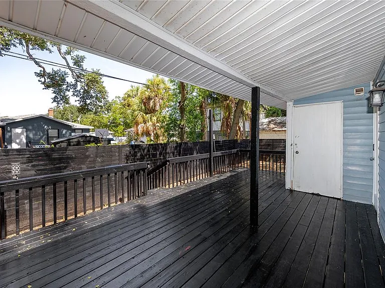1763 Preston St S — Photo 30