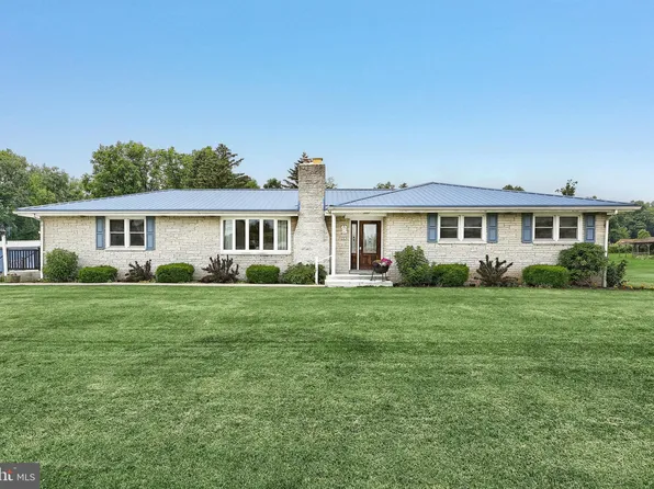 253 S Main St, Aspers, PA 17304