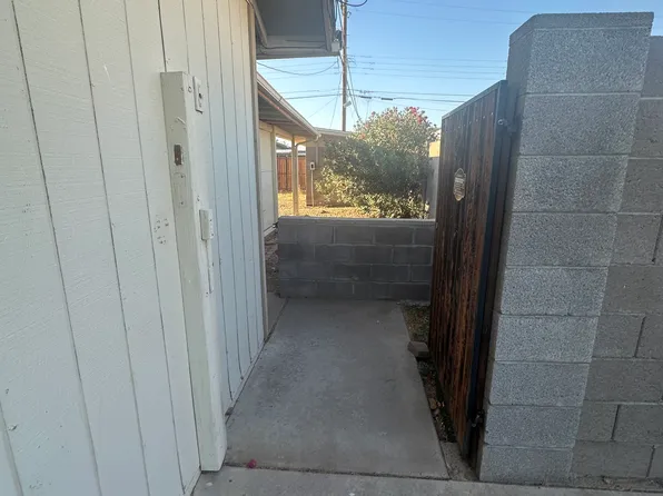 48 E 14th St #50, Mesa, AZ 85201