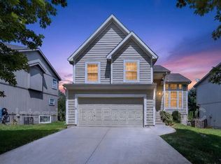 16222 W 157th Ter, Olathe, KS 66062