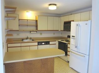 199 Indian Rock Rd, Merrimack, NH 03054