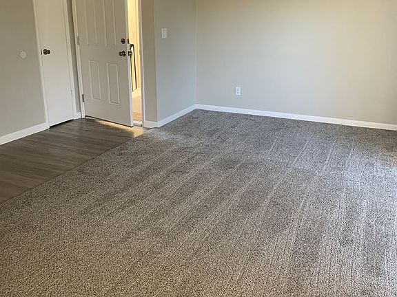3rd image of 1227 Corral Creek Ave #32-6