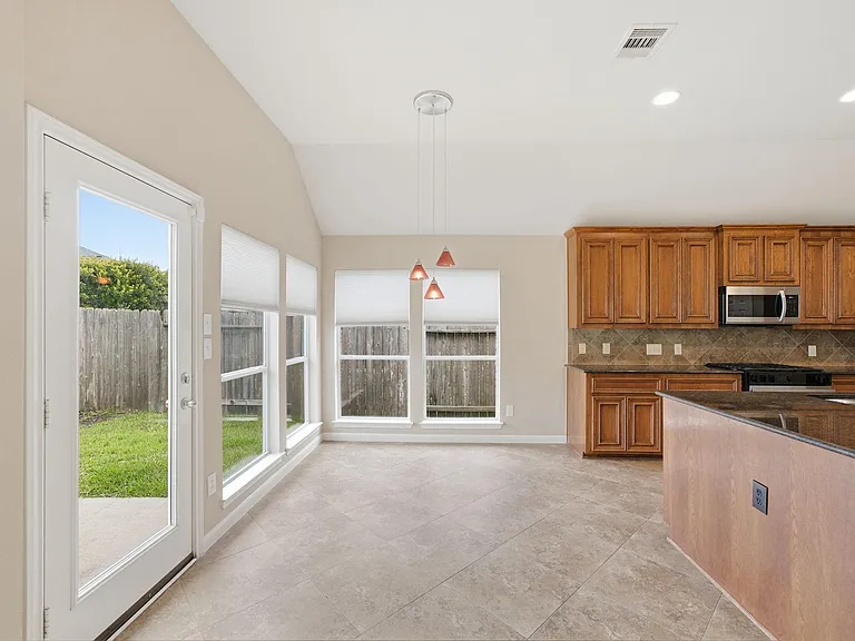 10703 Twilight Creek Ln — Photo 18