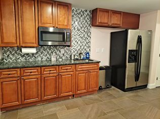 5721 5th St N, Arlington, VA 22205