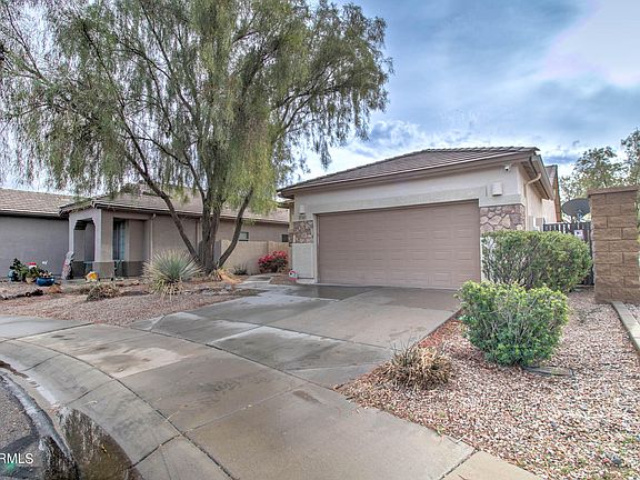 3rd image of 37167 W MONDRAGONE Lane