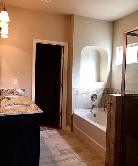7536 Wolf Creek Dr — Photo 12