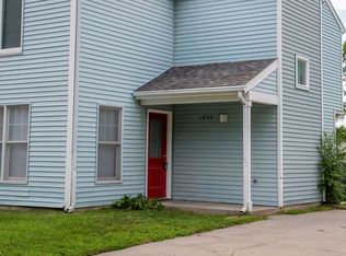 1833 Whittier St, Lincoln, NE 68503