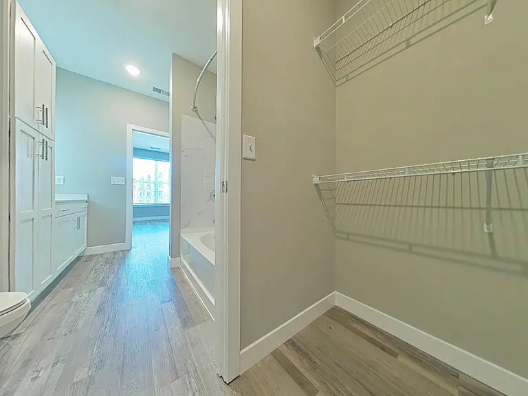 Allure Apartments — Photo 52