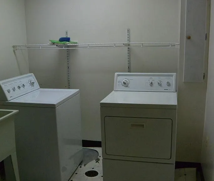 7034 Darby Towne Ct — Photo 31