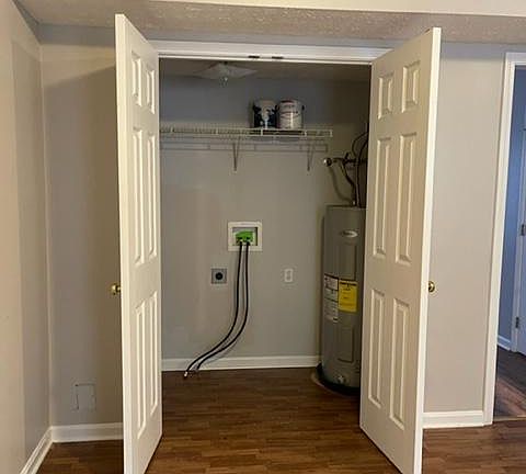 Laundry area, with washer and dryer hook ups.