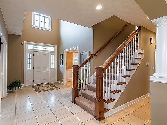 2nd image of 5012 Foxborough Ct