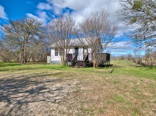 8402 Elroy Rd, Del Valle, TX 78617