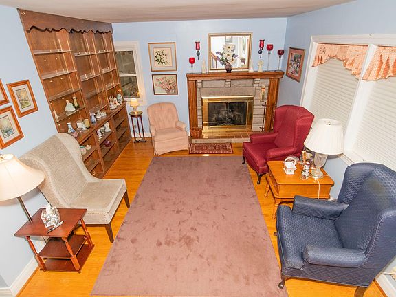 3rd image of 6412 North Dr
