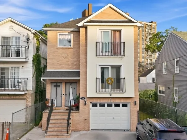 28 Hanford St, Newark City, NJ 07114