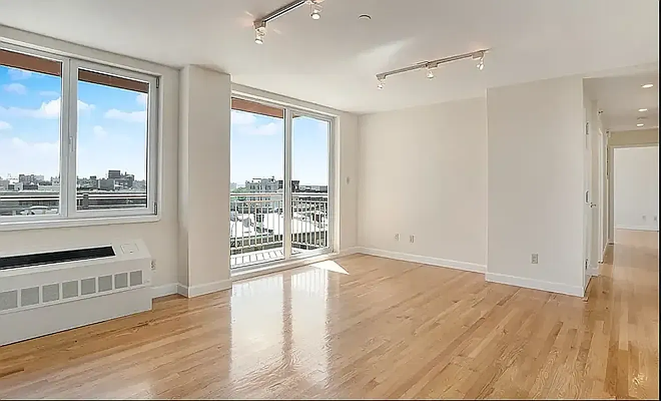 574 4th Avenue — Photo 2