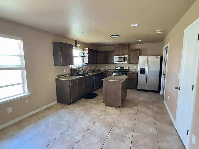 104 W Little Dipper Dr — Photo 3