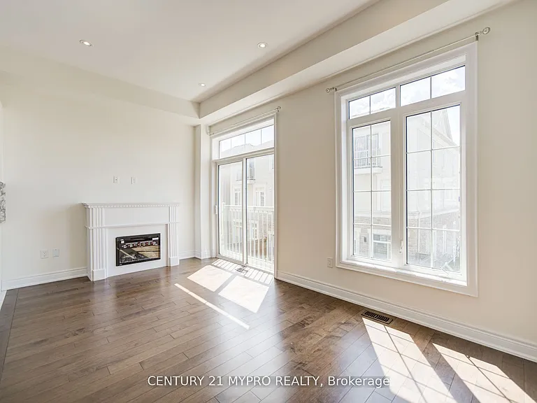 7 Latchford Ln — Photo 20