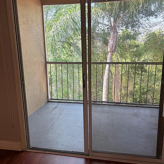 8838 Coral Palms Ct #B — Photo 10