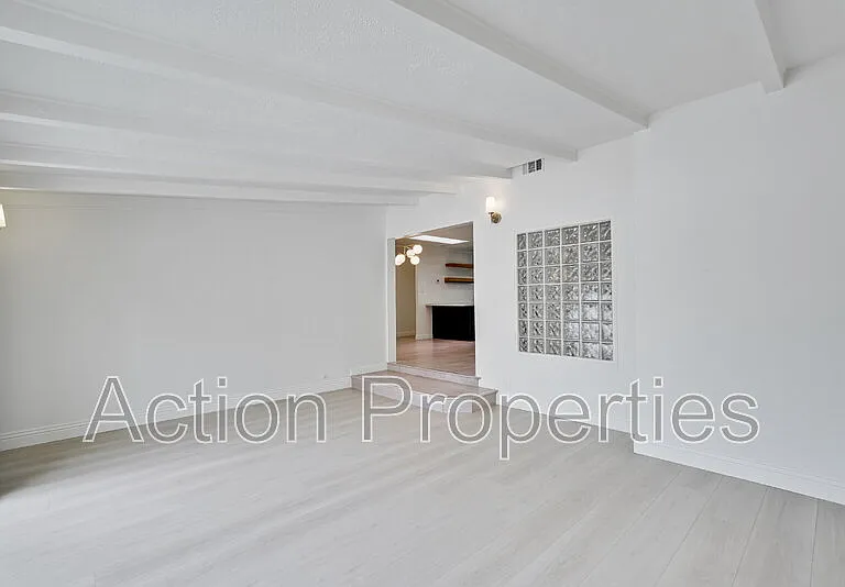 2126 Warmwood Ln — Photo 7