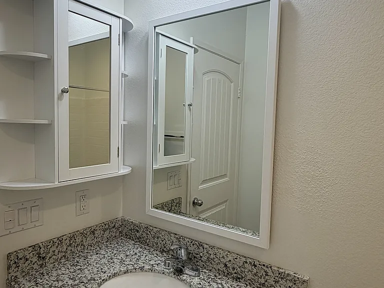 914 Haviture Way — Photo 41