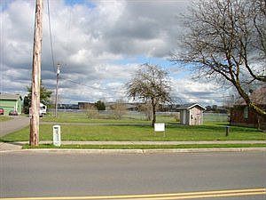 2nd image of 122 Dieckman Rd