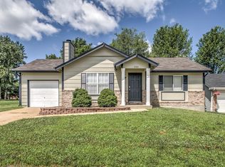 2102 Hungerford Dr, Florissant, MO