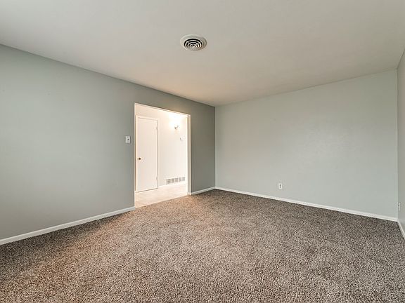 3rd image of 3317 Stewart Ave