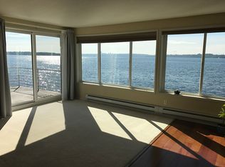 733 Lake St APT 111, Kirkland, WA 98033