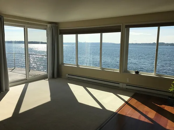 733 Lake St APT 111, Kirkland, WA 98033