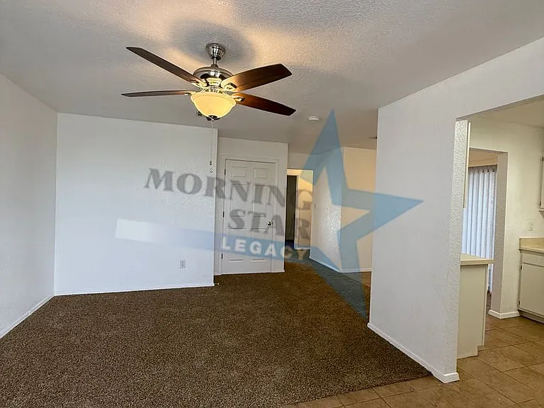 Spacious 2 bedroom floor plans! — Photo 2
