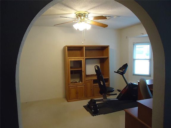 4th image of 1423 Caladium Dr