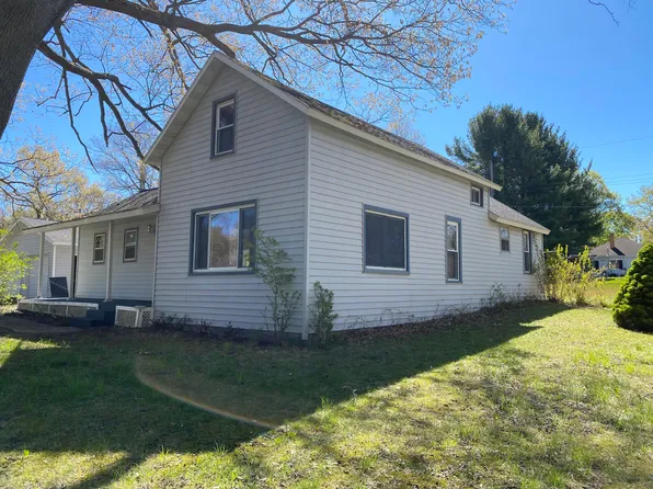 7942 Hill St, Montague, MI 49437